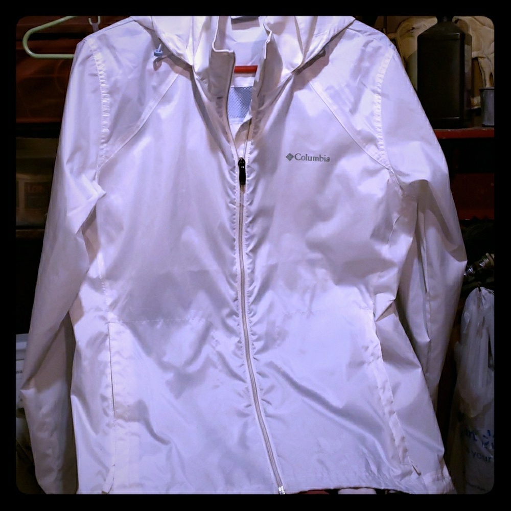 Wind breaker